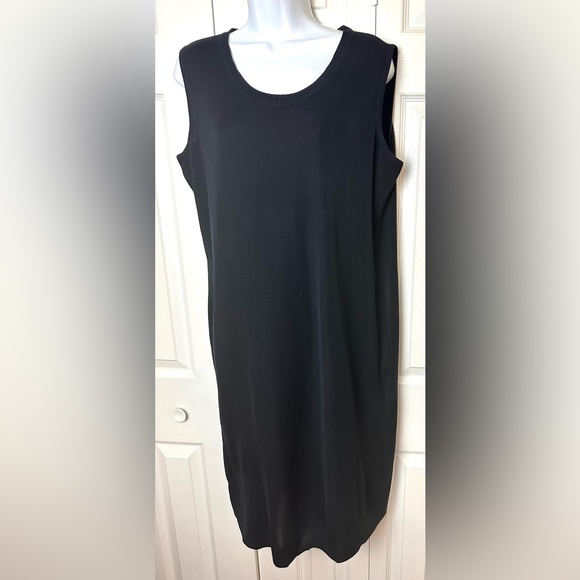 Exclusively MISOOK Black Knit Dress Scoop Neck Basic Acrylic Sleeveless Workwear - Picture 2 of 12